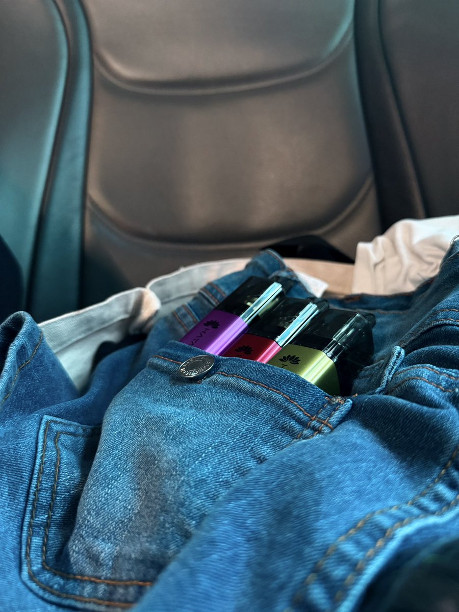 mia 🐞 ME DAY?? tweet media