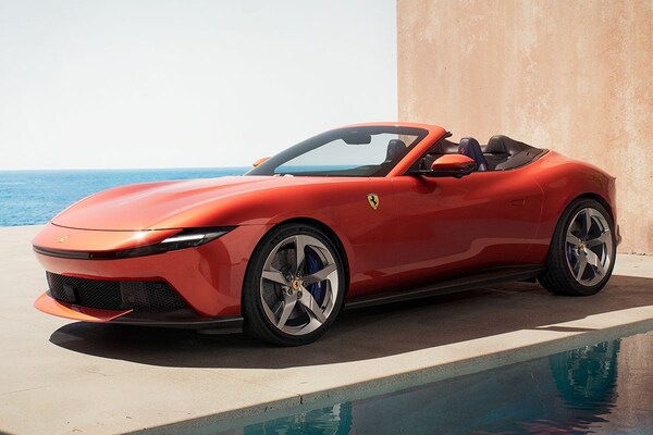 AutoWeek tweet media