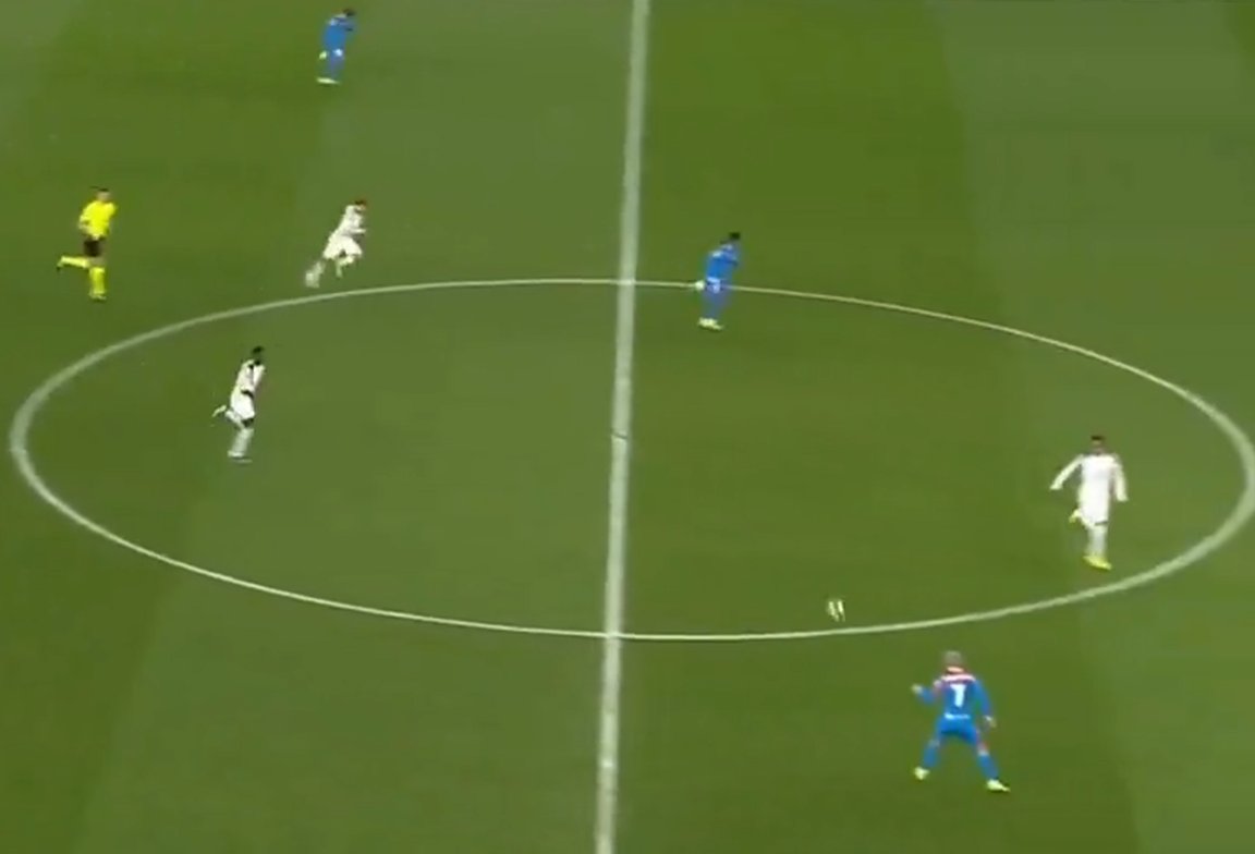 sting🇭🇺 tweet media