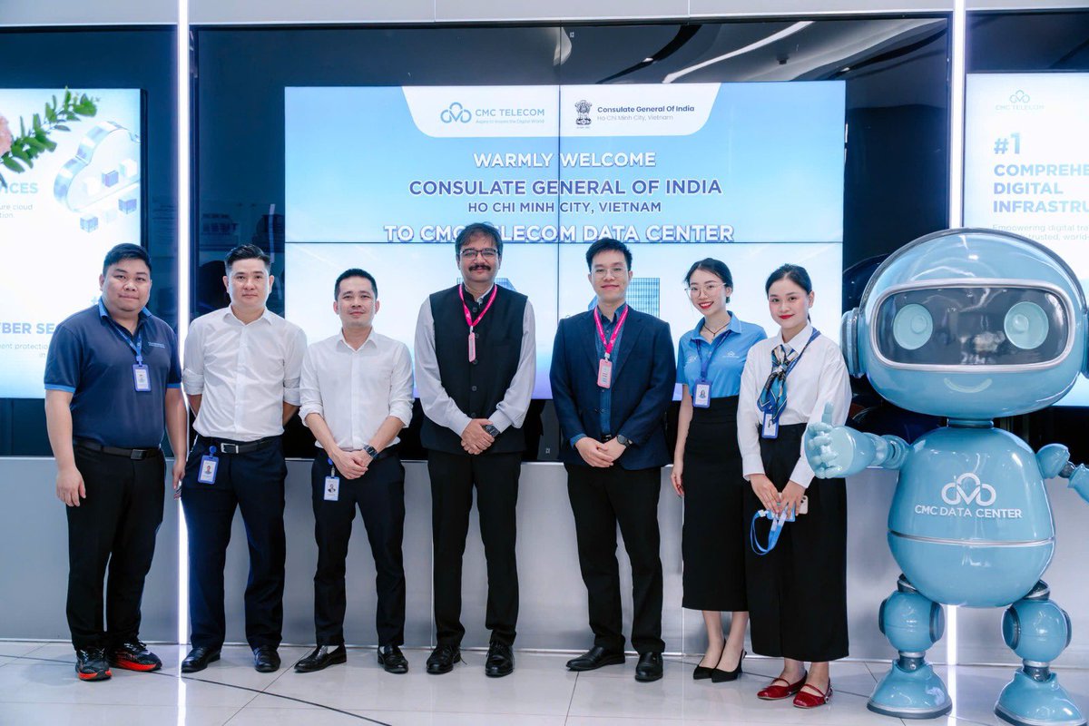 India in HCMC tweet media