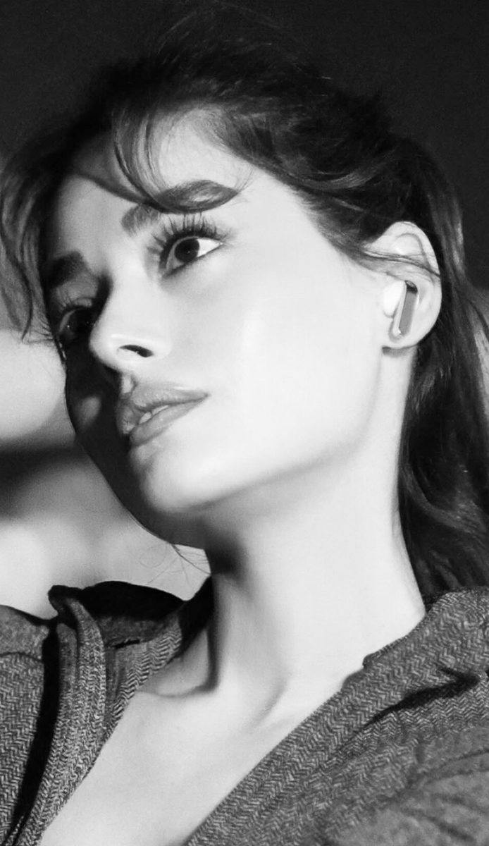 evless1's tweet photo. HER FACE CARD✨#SimayBarlas https://t.co/fO0K5L30vw