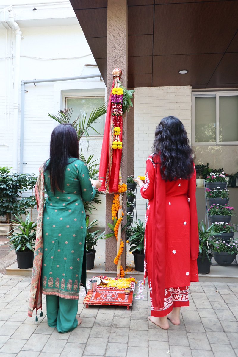 AMRUTA FADNAVIS tweet media