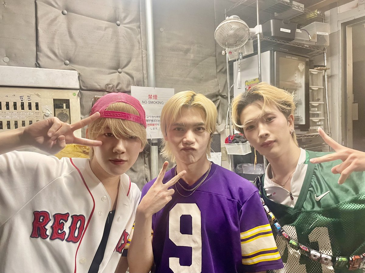 2xFE(ﾄｩｰ･ｴﾌ･ｲｰ) tweet media