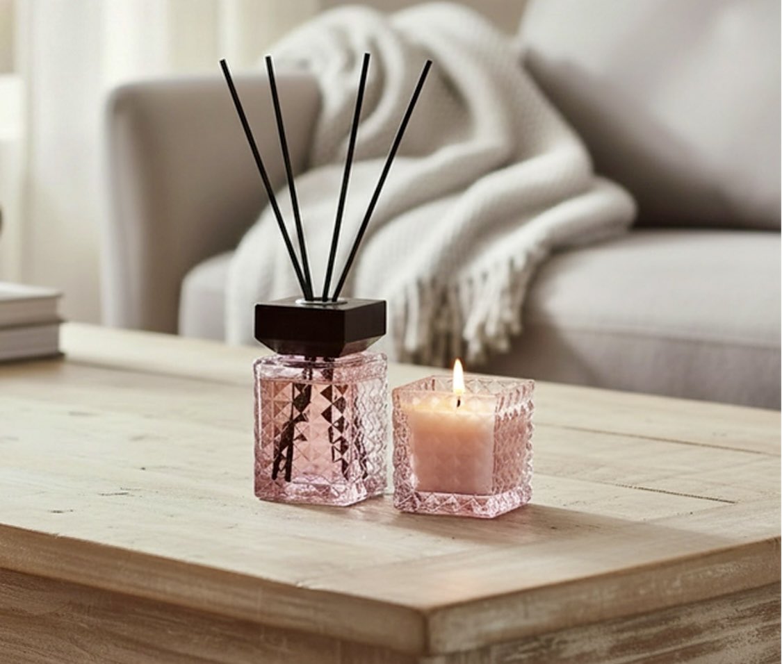 Mr Lumpy & Friends tweet media