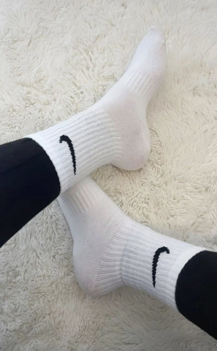 Goddess Jule tweet media