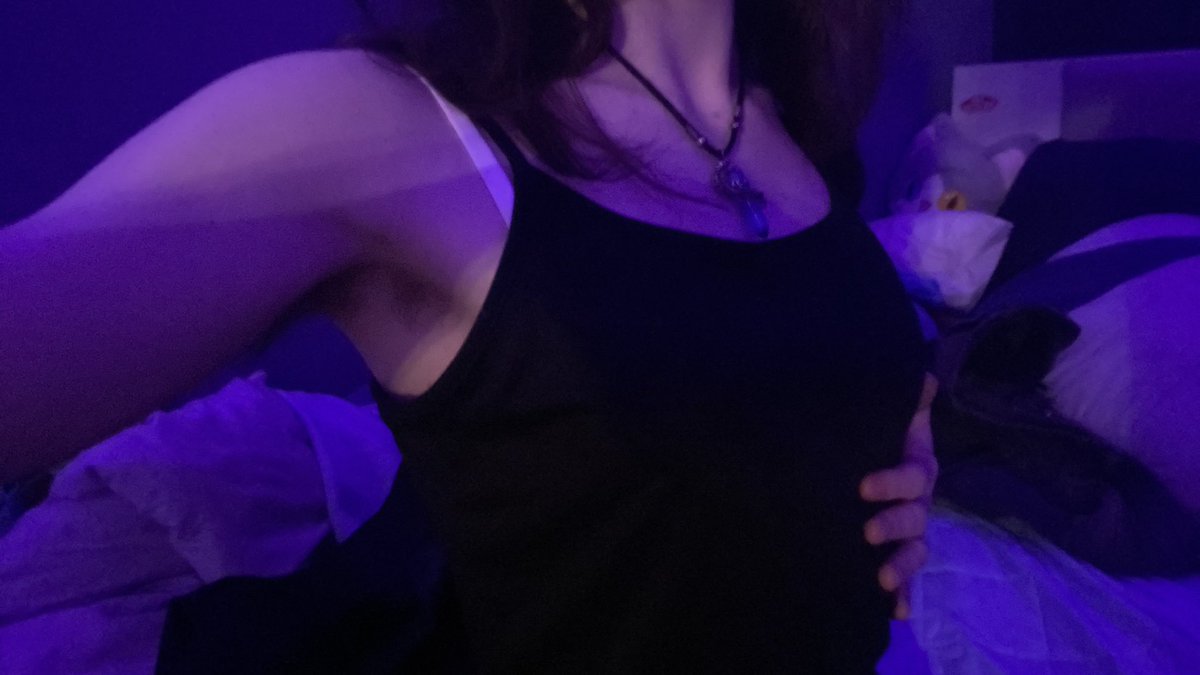 spruce (HIGH ON PAIN MEDS!) tweet media