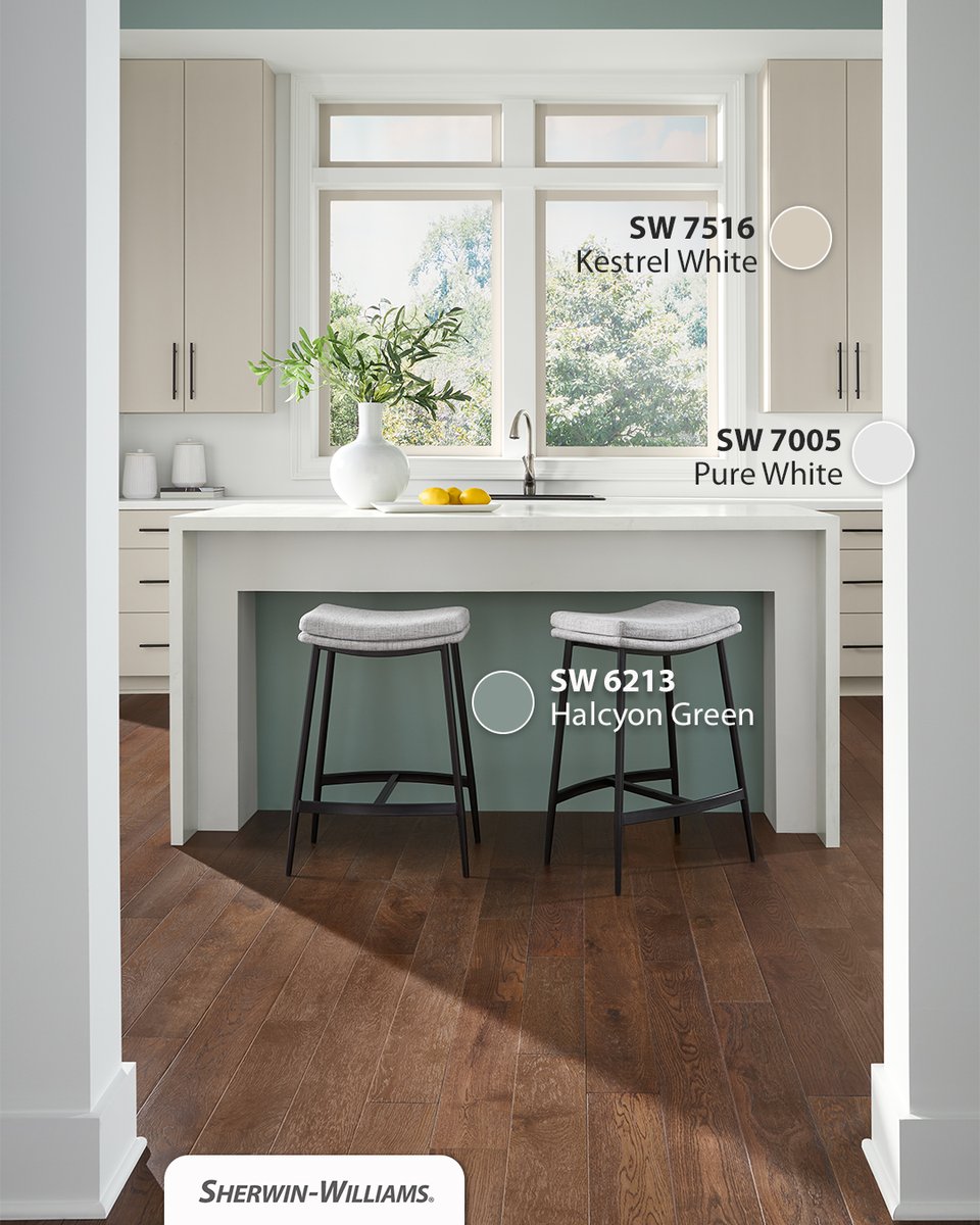 PreguntaSherwin's tweet photo. Cuando el color transmite calma, el espacio cambia por completo. 
SW 6213 Halcyon Green combina la frescura de un verde suave con un delicado subtono azul grisáceo que aporta equilibrio y sofisticación. https://t.co/odkHRC2UFQ