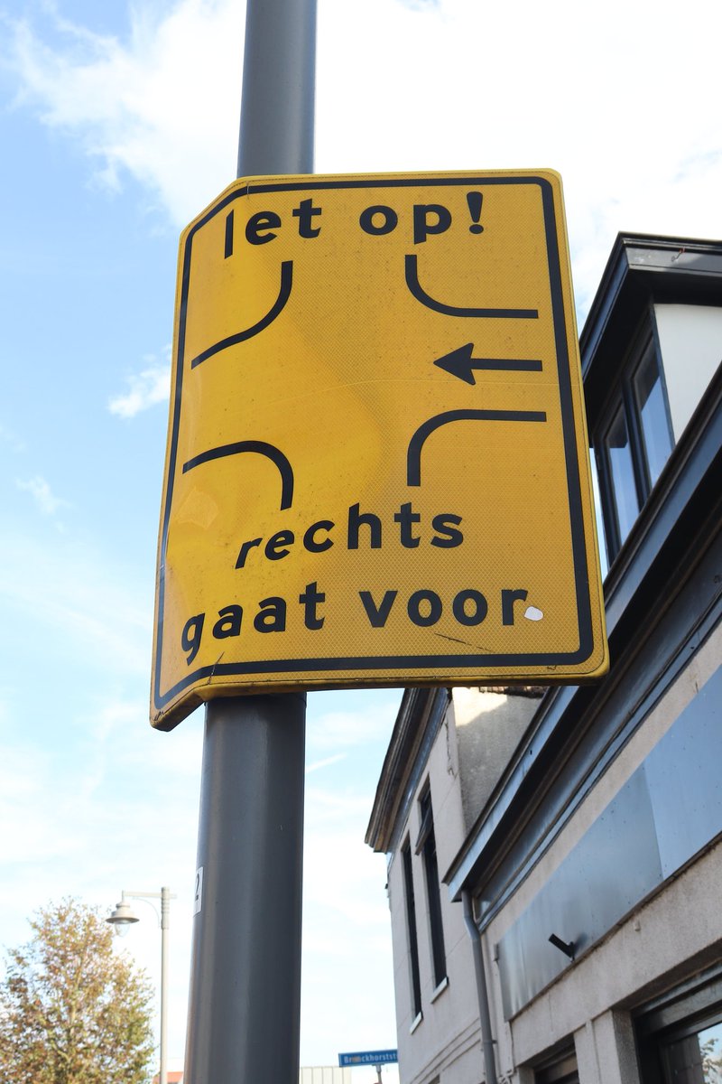 JefKPhotography's tweet image. A sign with Dutch language.
2 photos, 1 in color and 1 in black and white.

#roadsign #trafficsign #Dutch #roadsigns #signs #trafficsigns #photography #picture #photo #pictures #photos