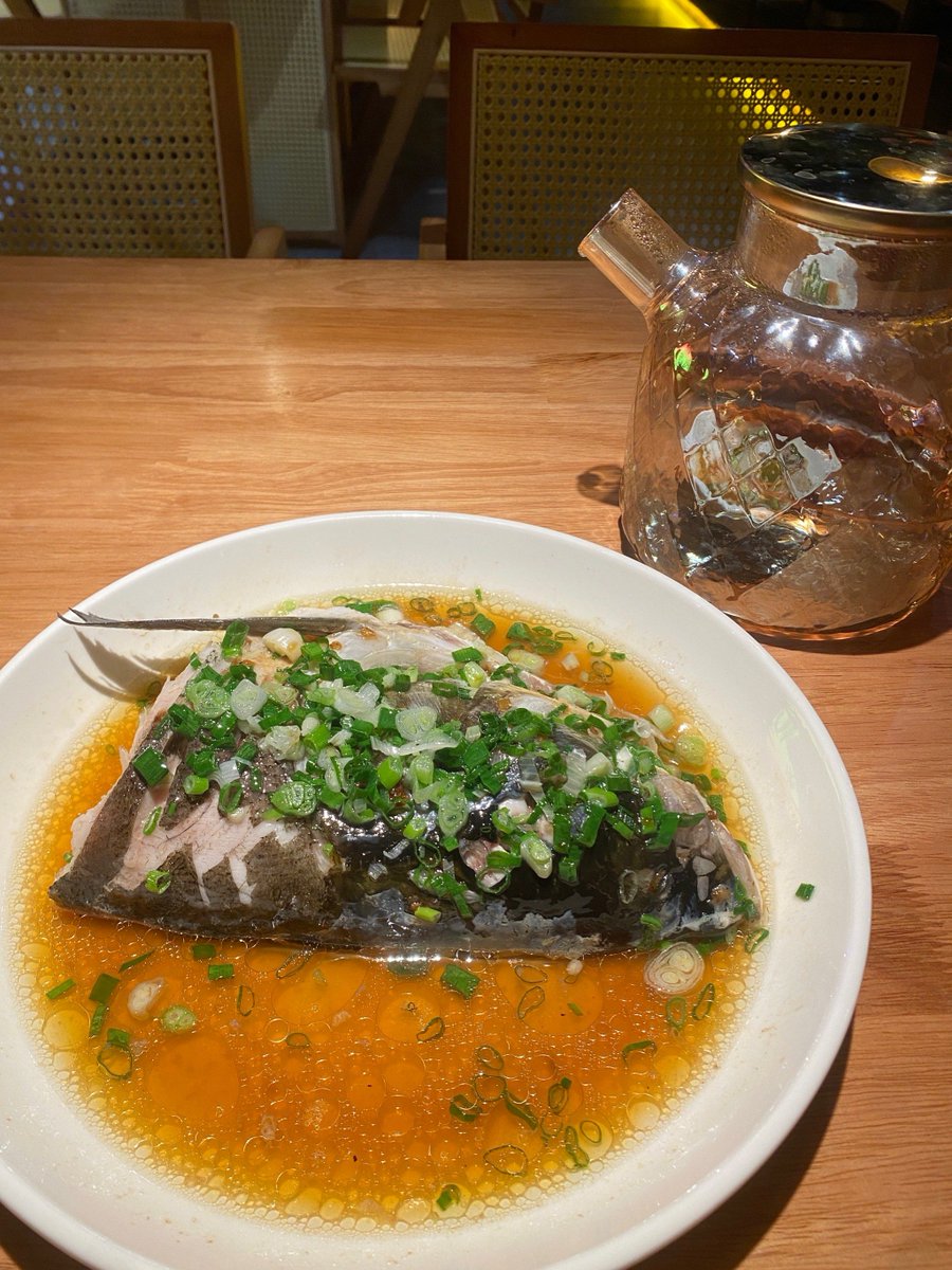 tom goder tweet media