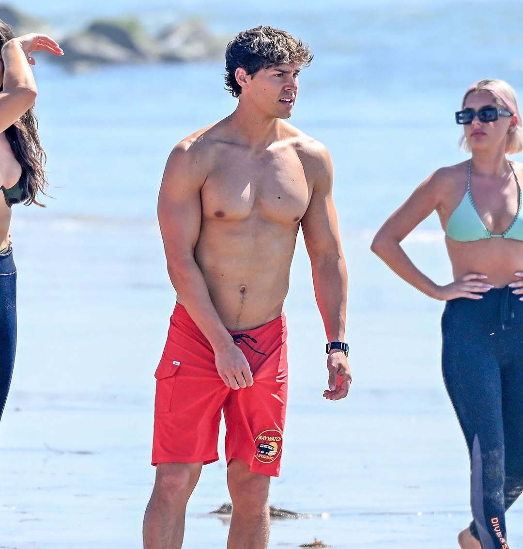 (21+ account) tweet media