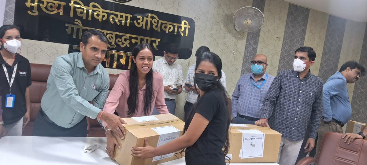 दिनांक 19.3.2026 को सभागार मुख्य चिoअधिकारी कार्यालय गौoबुद्ध नगर मे PHC बरौला नॉएडा के 25 क्षय रोगियों को DTO Dr.RP Singh मोहदय की अध्यक्षता मे पोषण सामग्री वितरित की गयी।इस कार्यक्रम में स्टेट टी.बी सेल से श्री आनन्द तिवारी स्टेट(ACSM)ऑफिसर,व उनकी टीम ने भी प्रतिभाग किया |