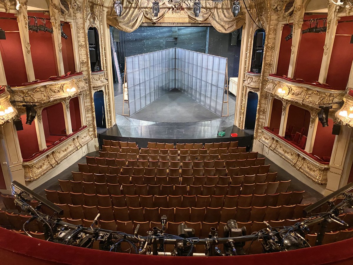 Berliner Ensemble tweet media