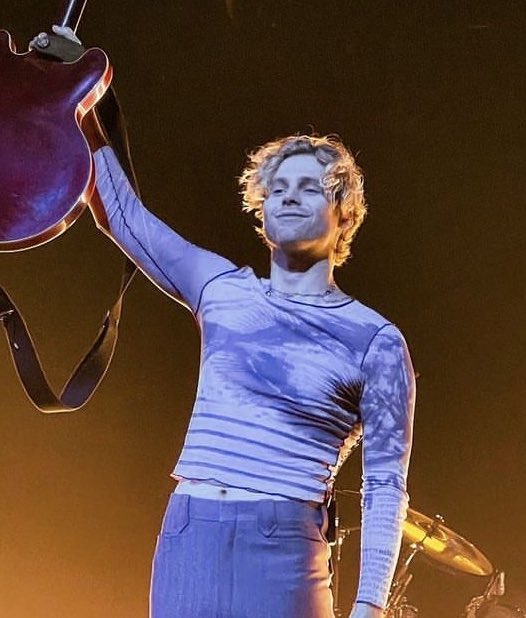 neo ★ is a STAR! tweet media