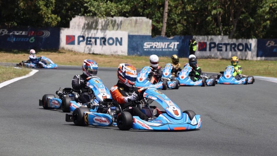 Stratford-upon-Avon College tweet media