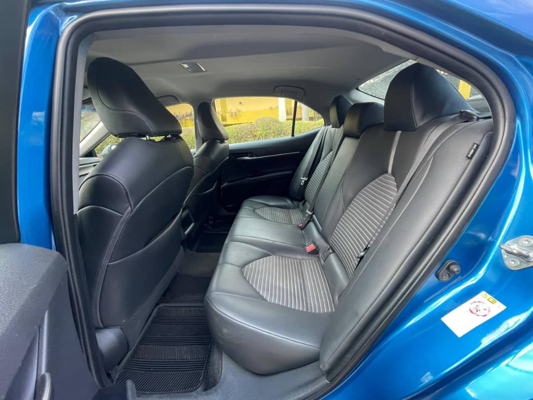 benedic2ot's tweet photo. This beauty deserves a new owner. Distress deal‼️‼️
 🇺🇸*Foreign used 2018 Toyota Camry SE*.
Super clean deal.
💯 buy and drive 
Very Affordable https://t.co/Z6EoUnxCyv