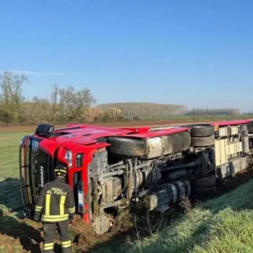 Dirtbikelover tweet media