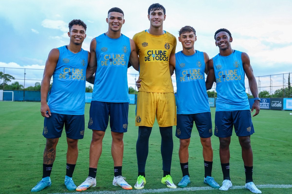 Talis Andrey de Mello tweet media