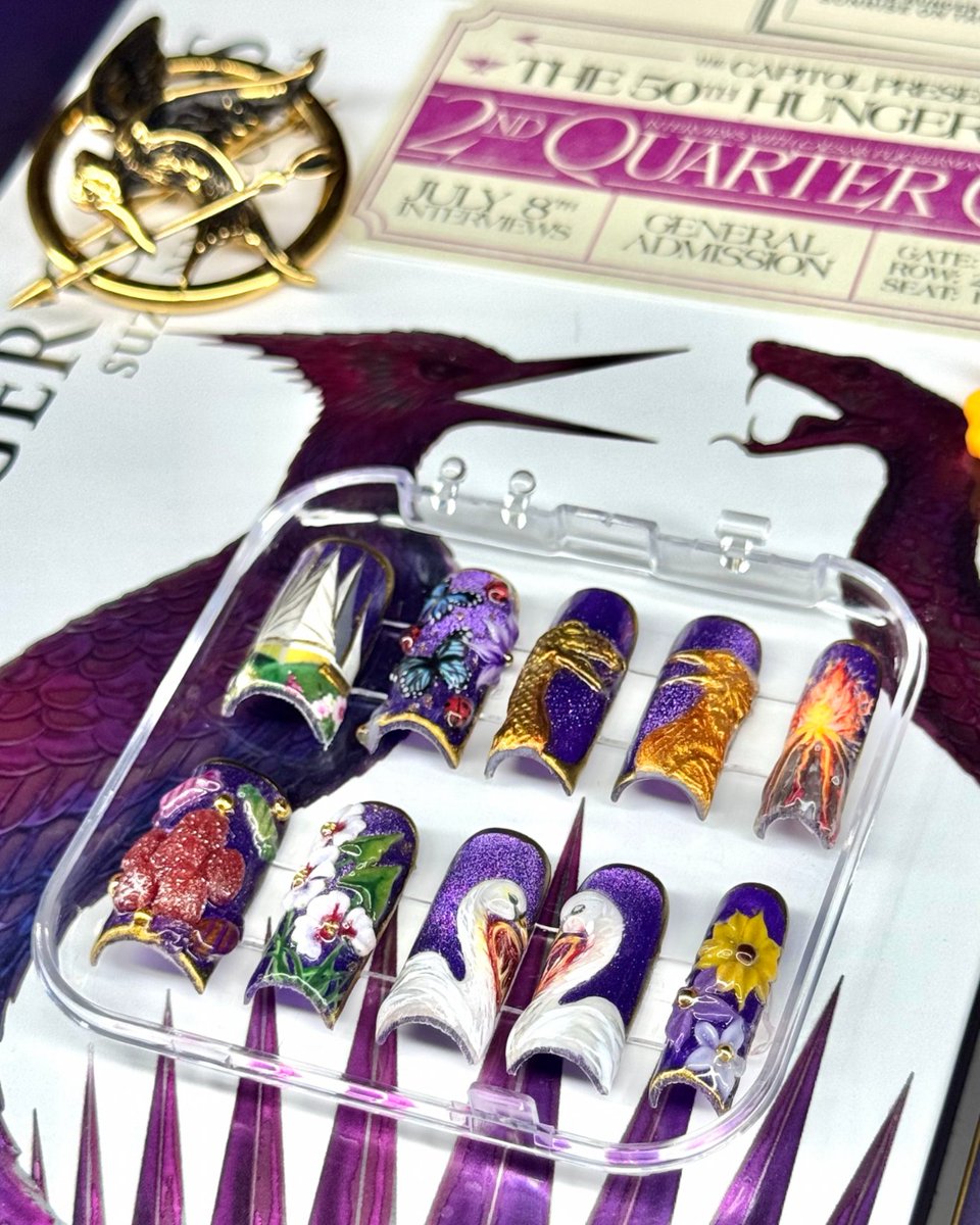 The Hunger Games Books tweet media