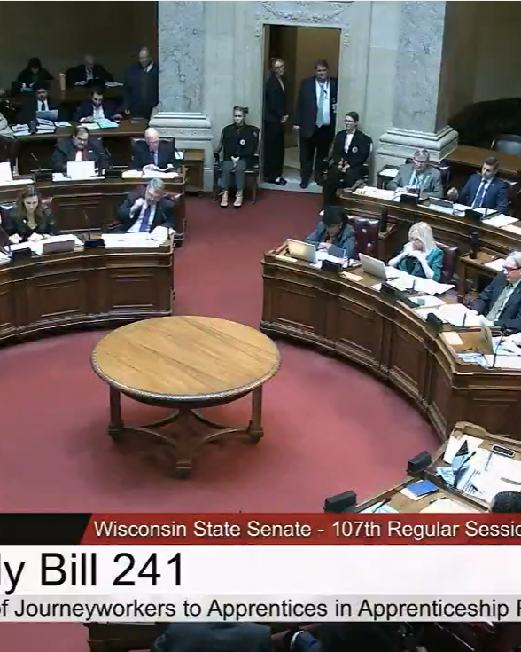 DailyReporter tweet media