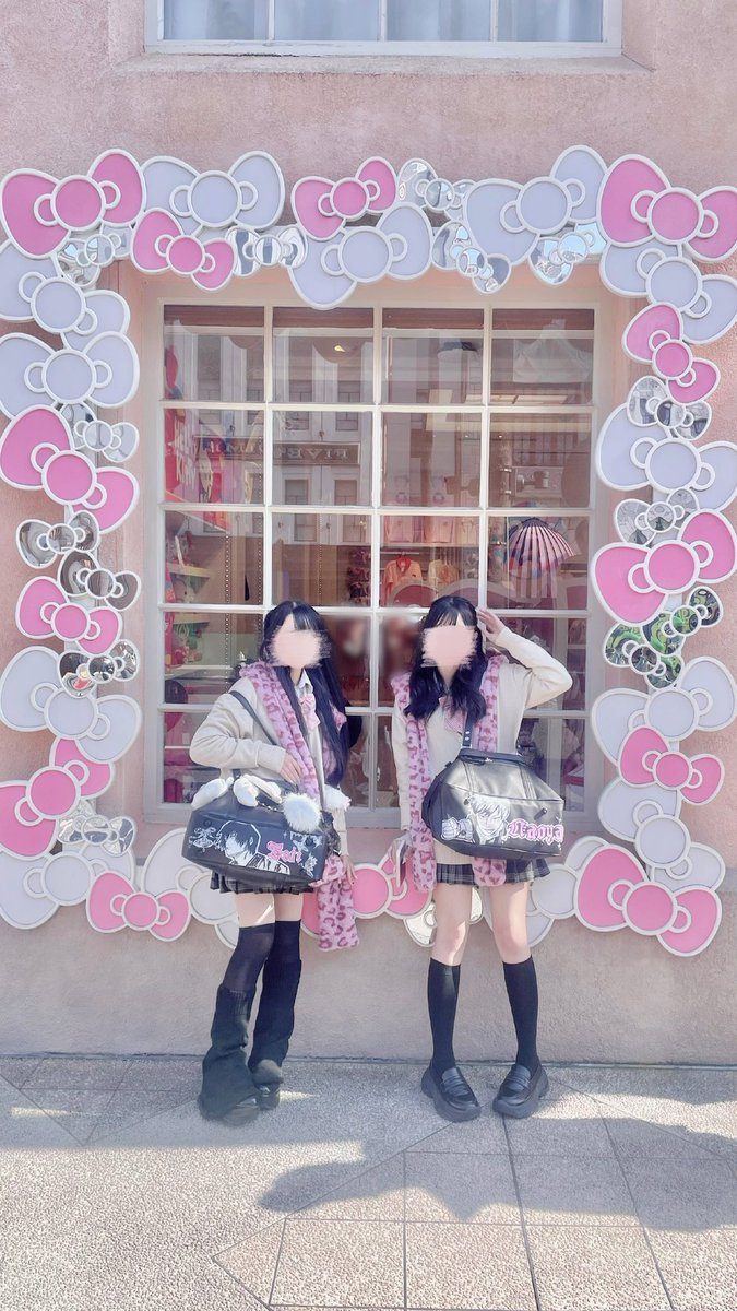 コト tweet media