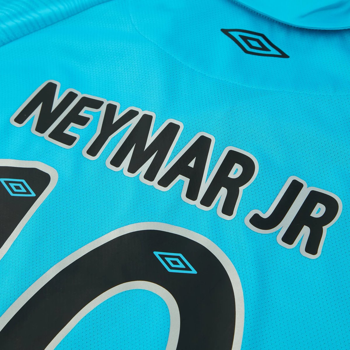 Classic Football Shirts tweet media