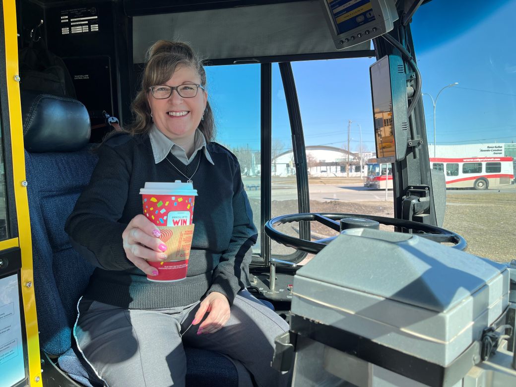 Calgary Transit tweet media