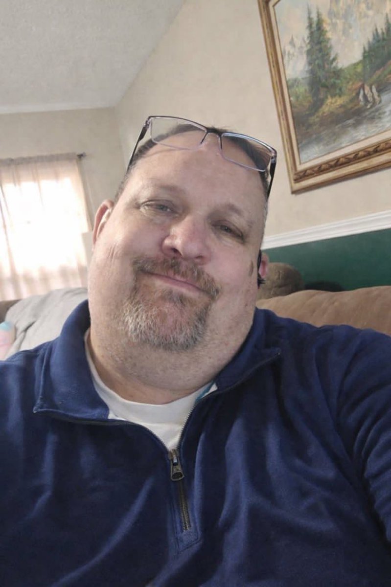 mark Dena tweet media