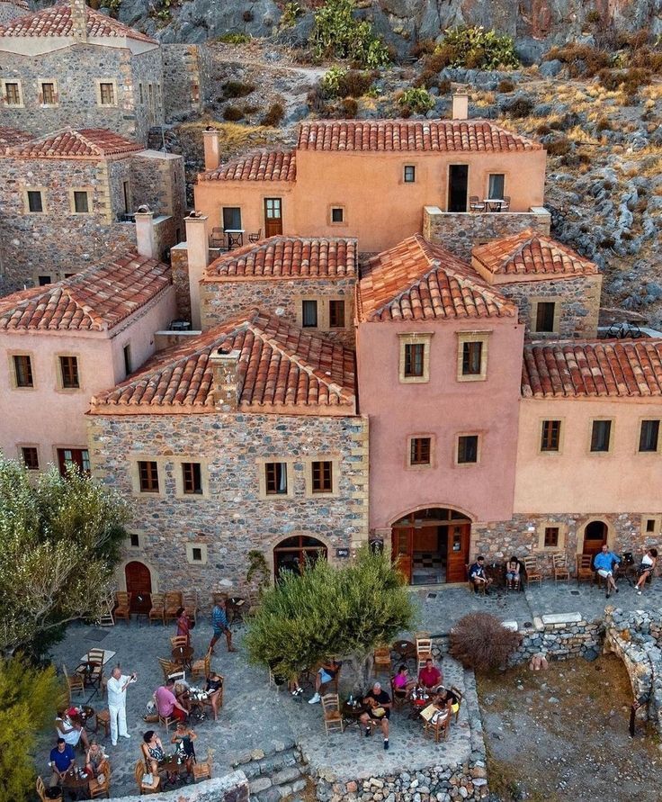MozartCultures's tweet photo. a day in monemvasia, greece https://t.co/7h95GeYlMu