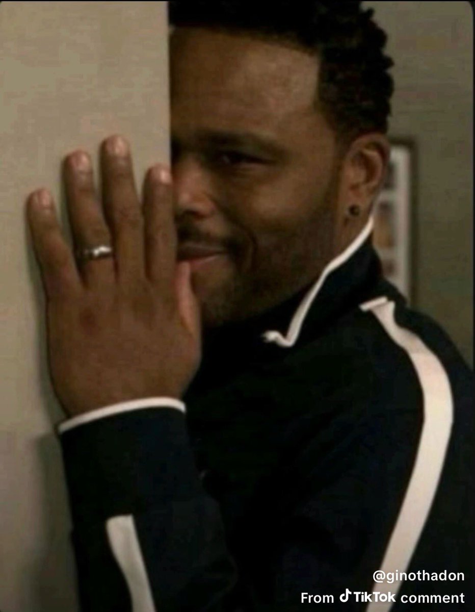 lǝq∀ 🐺🖤 tweet media