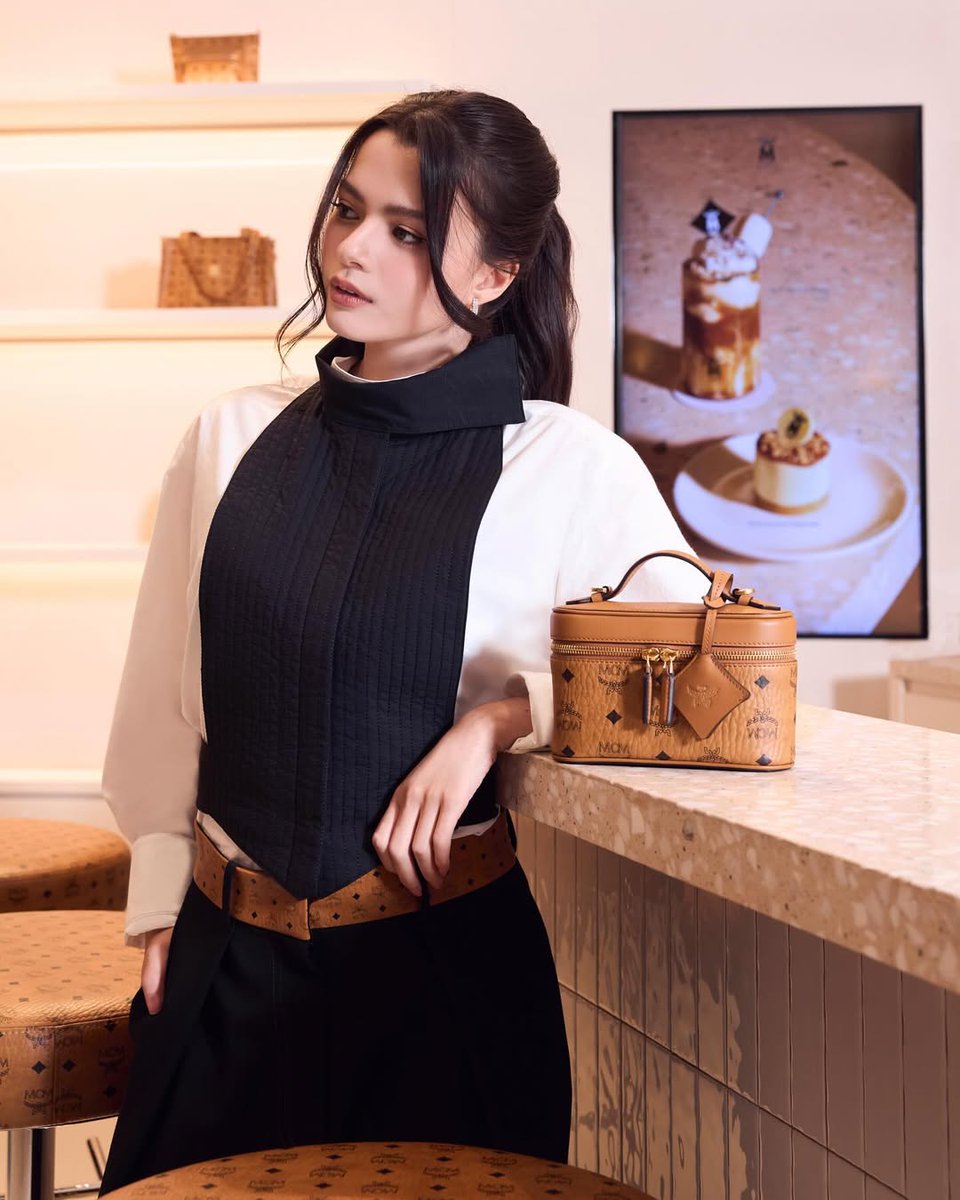 BECKY OFFICIAL tweet media