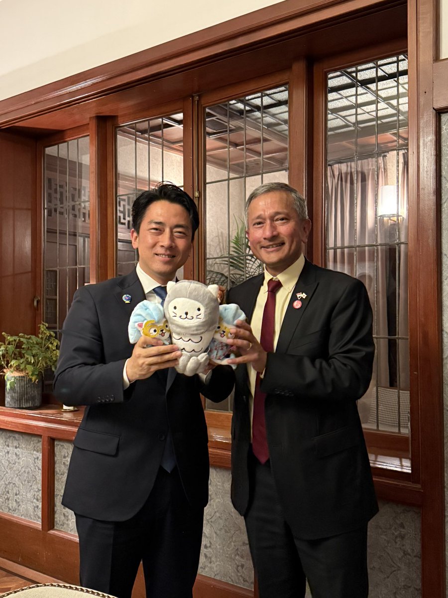 小泉進次郎 tweet media