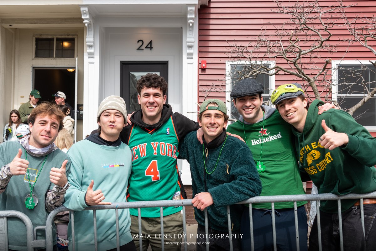 St. Patrick's Day Parade tweet media