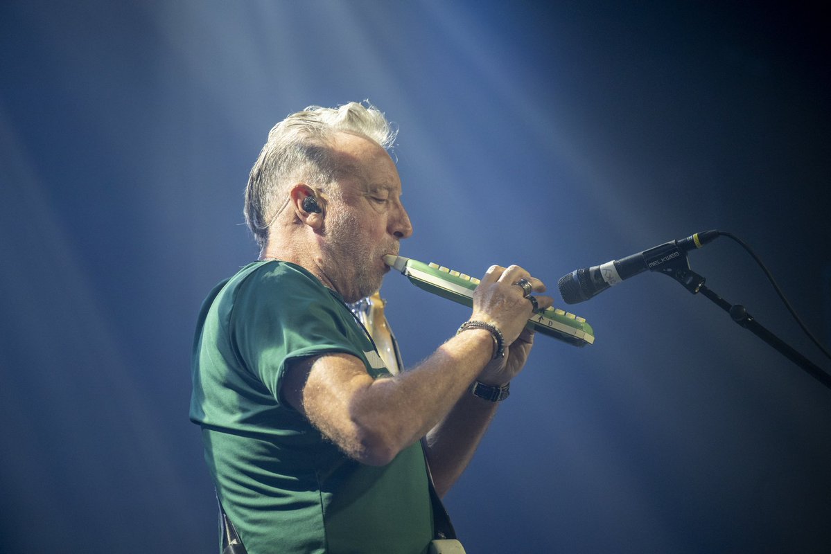 Peter Hook tweet media