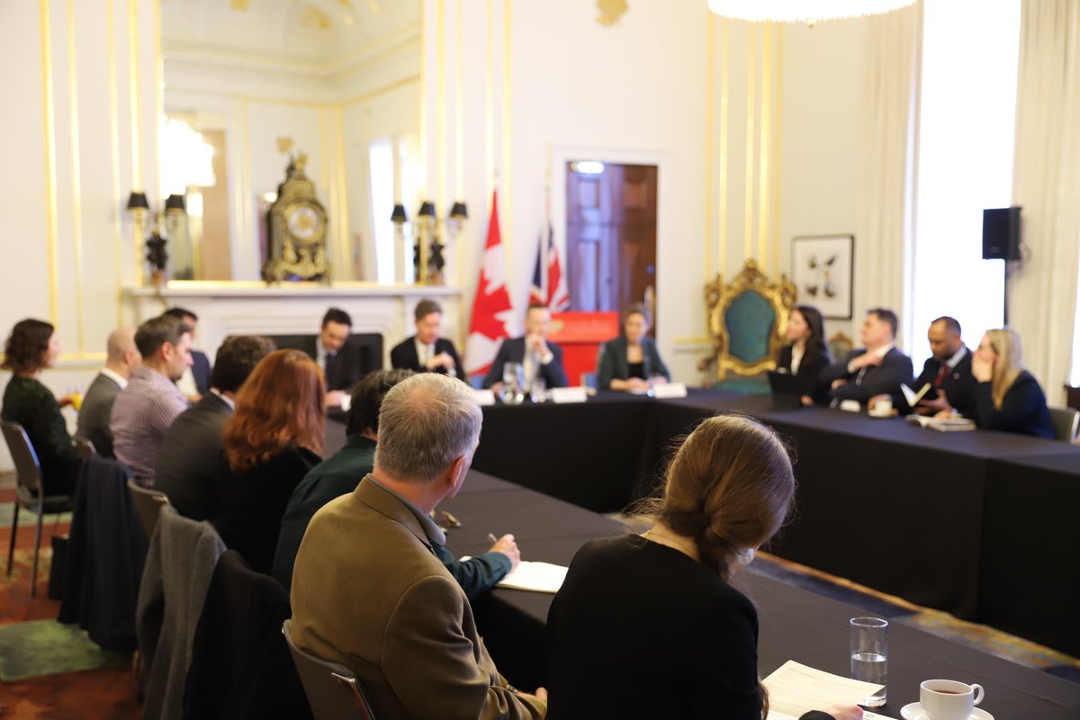 CanadianUK tweet media