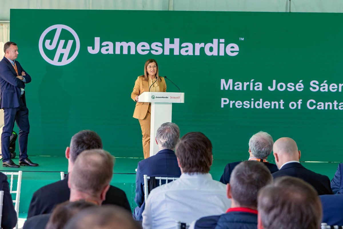 M.J Sáenz de Buruaga tweet media