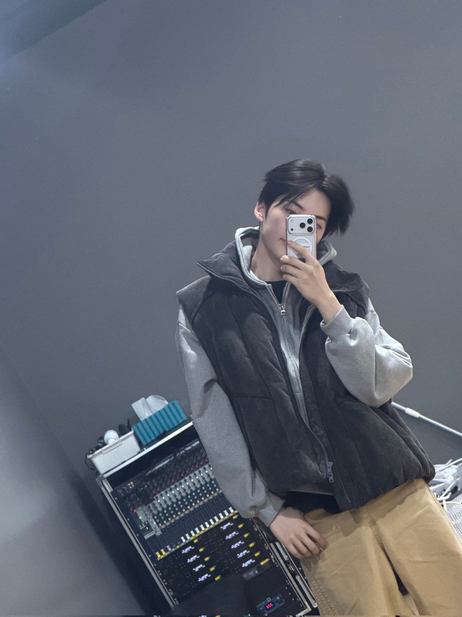 hanbin archive tweet media