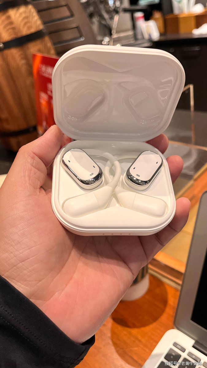 Fakoya CheersHotel tweet media