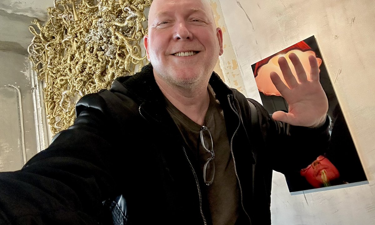JanDalchow's tweet photo. Hva skjer i det øyeblikket noe blir til? Og hva skjer når vi prøver å dekke det til? Sjekk mitt bidrag “Genesis-ish” 🤔😁 Fredag åpner Queerness RARE på Sentralen – vennlig og innholdsrik skeiv kunst- og kulturopplevelse!
🗓 20. mars – 3. april
#Queerness #SkeivKunst #Sentralen https://t.co/h42MLLv2TV