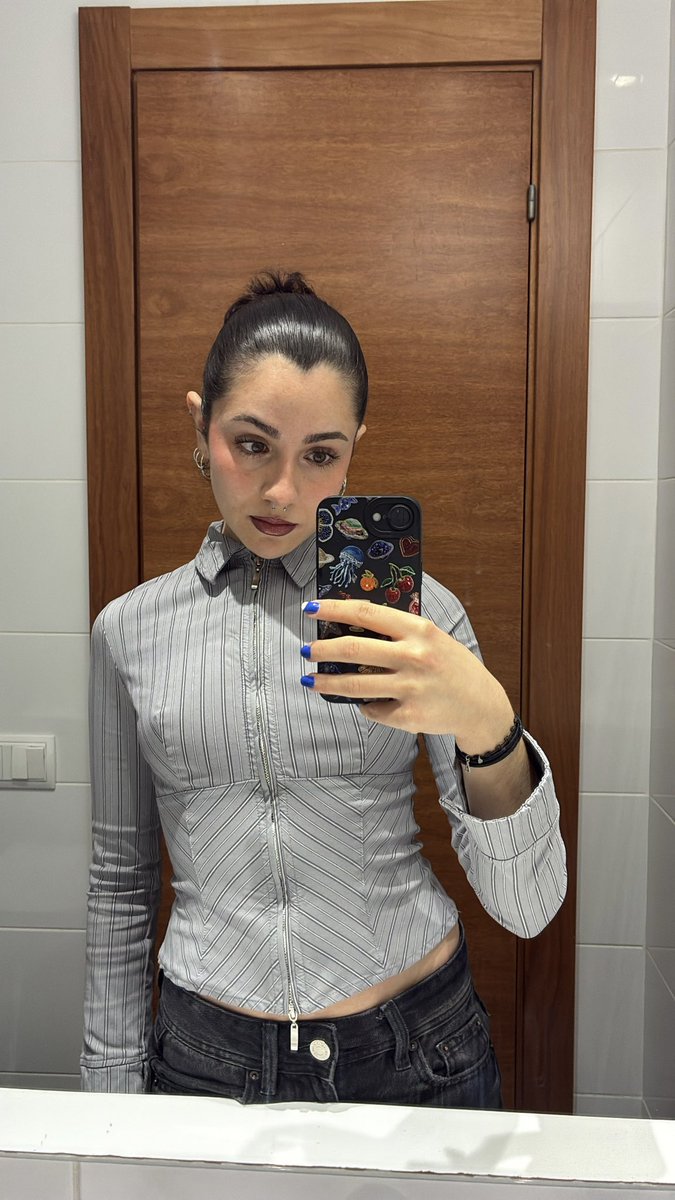 la q parla valencià(tb nRT/V) tweet media