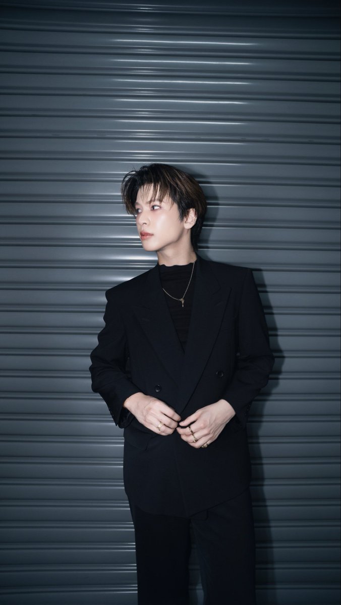 Klang_nakubb's tweet photo. 💿🍸
#TOTY2025 #TotyMusicAwards #chaiklangthanakrid #MflowMusic https://t.co/vIeG4iTyW0