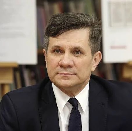 Karol Karolix tweet media