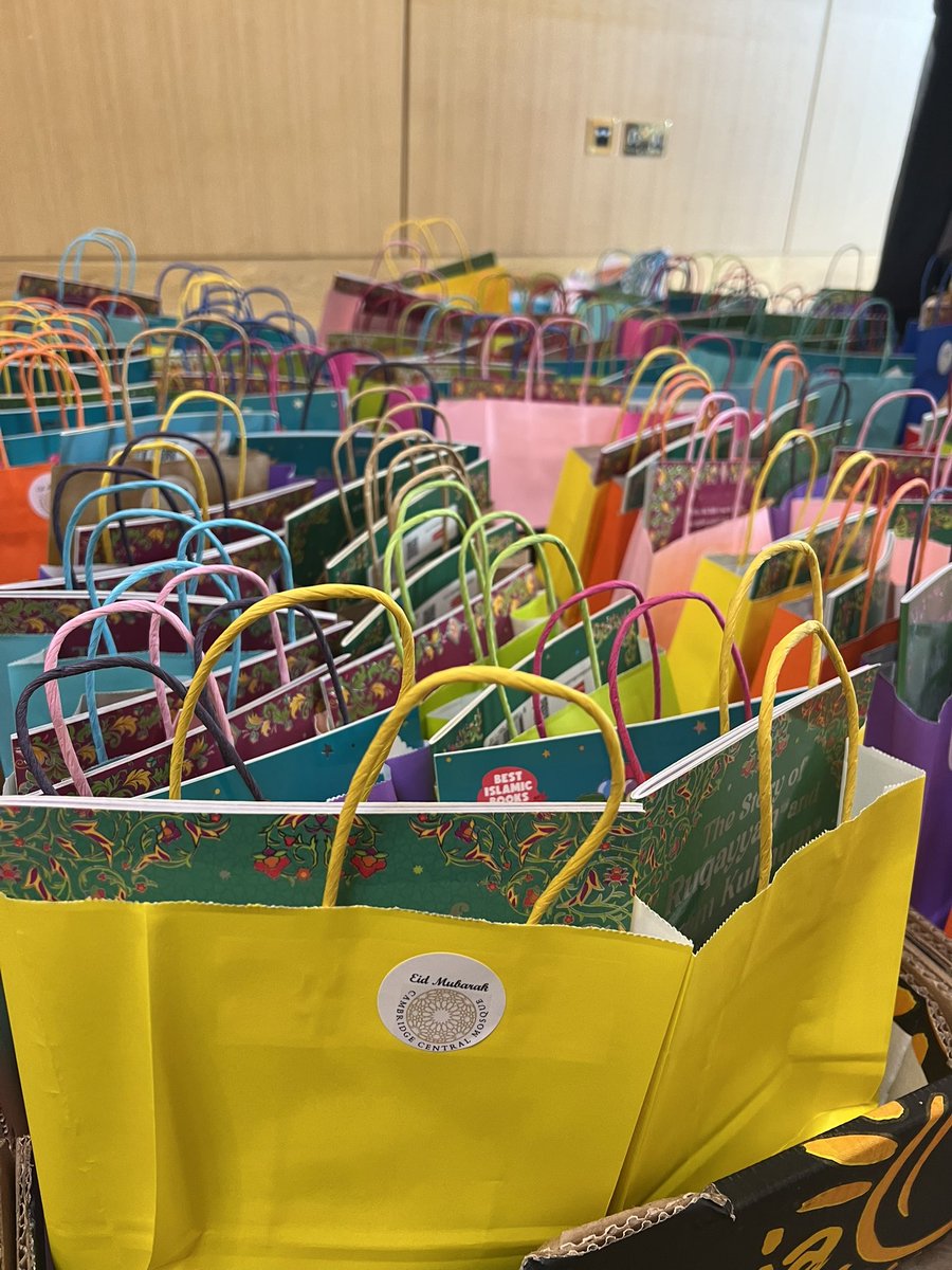 Cambridge Central Mosque tweet media