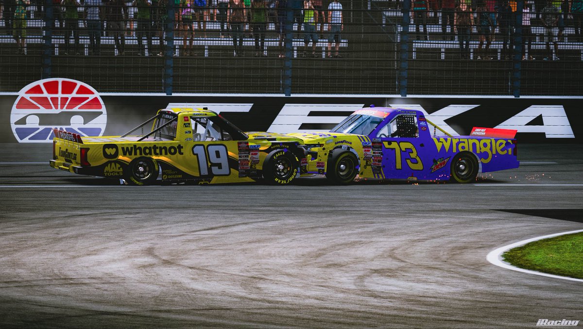SundayShowdown5's tweet photo. Justin Levine wins race #2 in the round of 12 to advance to the round of 8! He joins Reece Schaefer at Echopark Speedway being locked it and not having to stress about the chaos that is Superspeedway racing! https://t.co/SN34iXlYNG