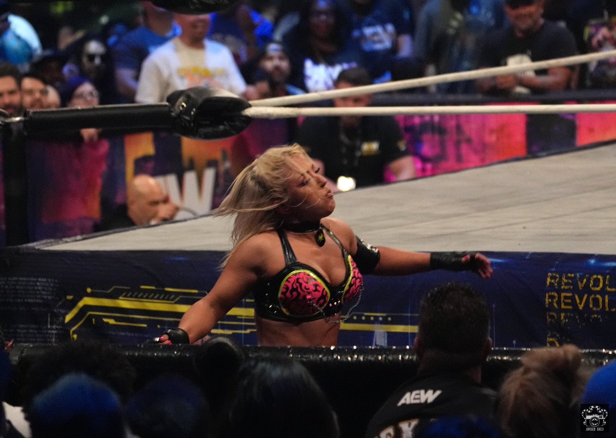 Amber Nicole tweet media