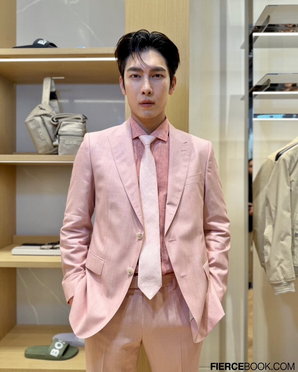 Fiercebook tweet media