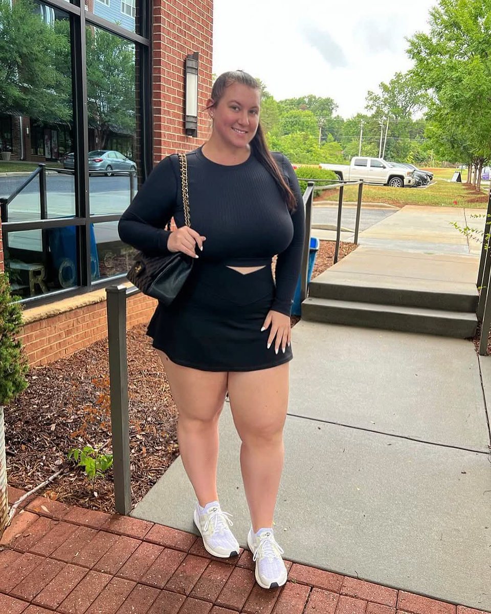 hira khan tweet media