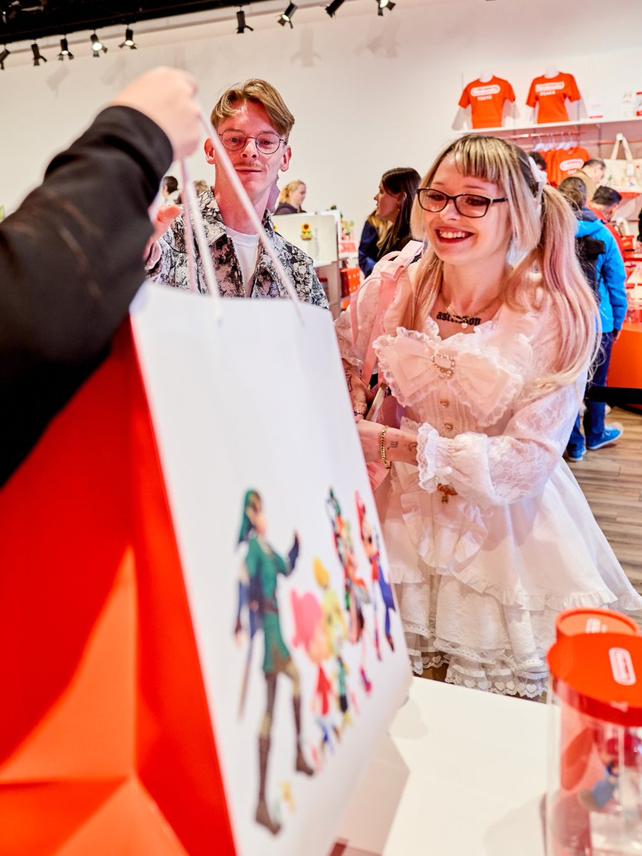 Nintendo POP-UP STORE in GERMANY tweet media