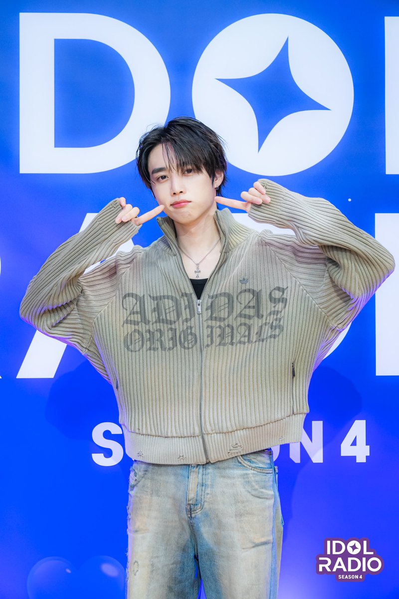 idolradiokorea's tweet photo. [#아이돌라디오오티디👕] 260318 떤디🦝

떤멘🙏

@THEBOYZ_officl https://t.co/Qe9yt564Ig