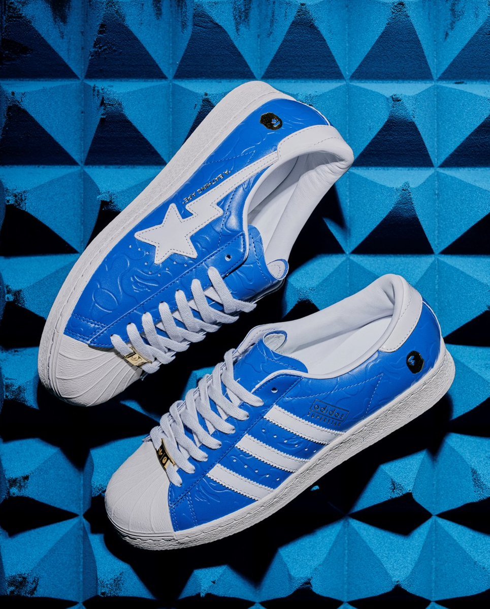 sneakerhuddle's tweet photo. Ad: $84 BAPE x adidas Superstar Vintage ‘Blue’ w/code SPRING 

https://t.co/wfdAihRtTt https://t.co/B358IBPN0M