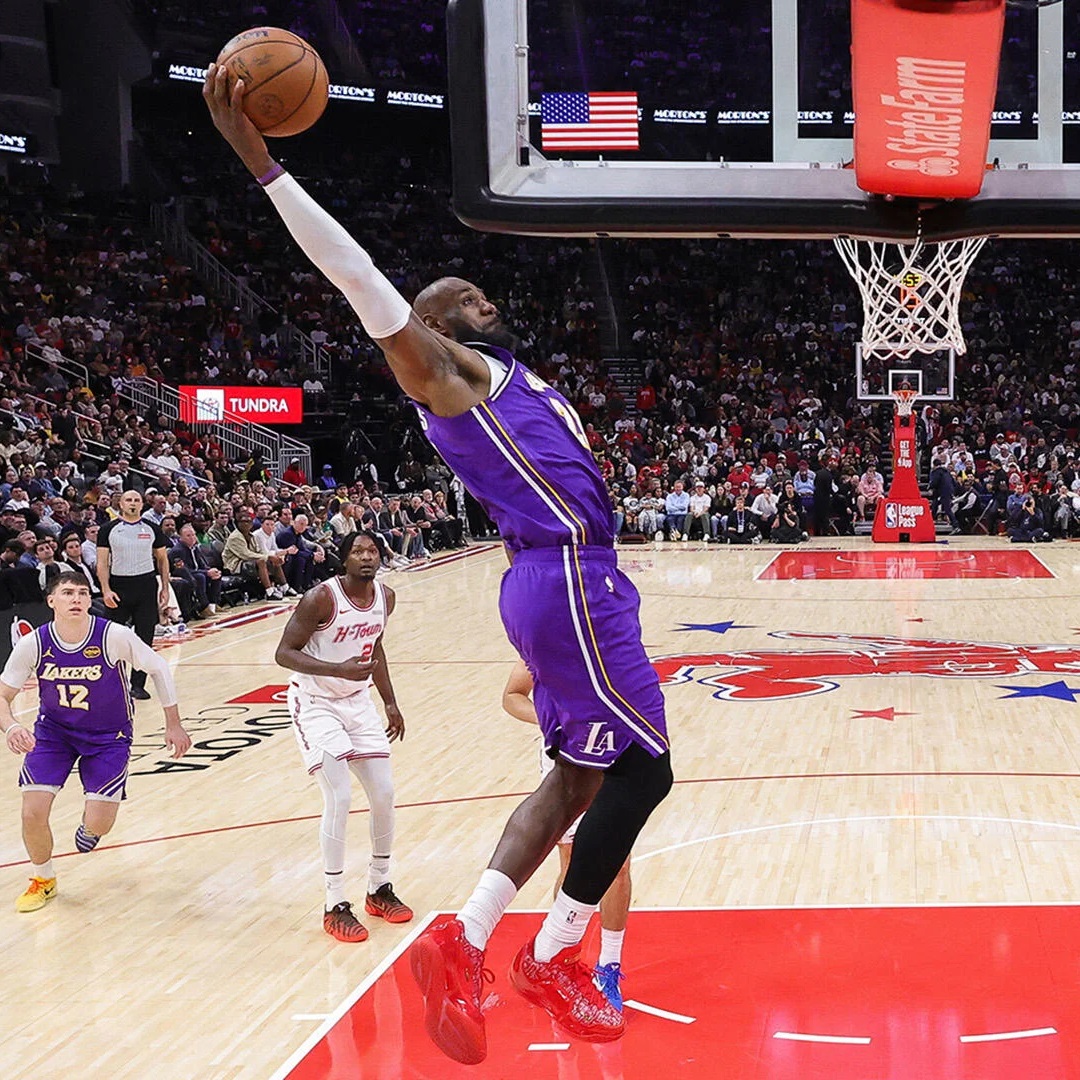 Crazy Stats tweet media